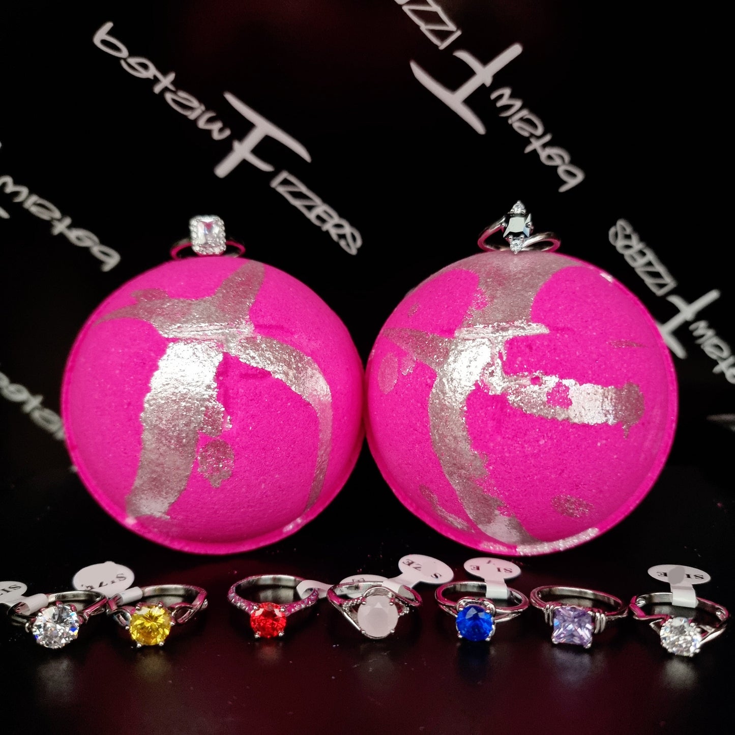 RING - costume jewellery